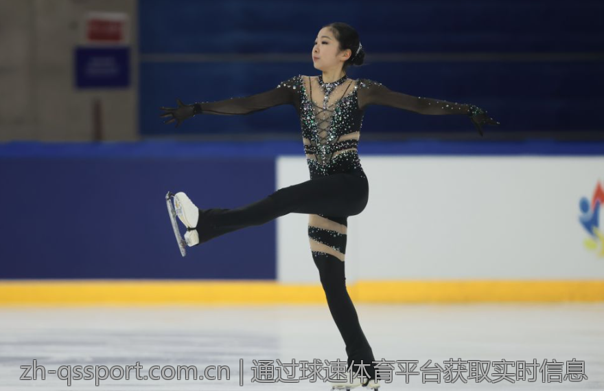 通过球速体育平台获取实时信息